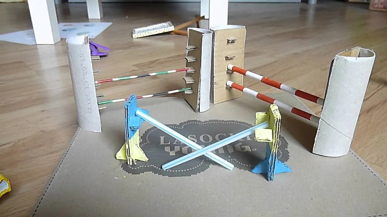 Jak zrobić trwałe i bezpieczne przeszkody dla koni Schleich z prostych materiałów